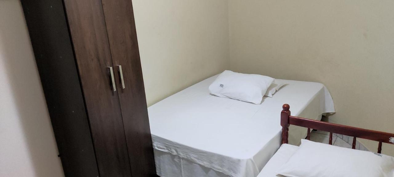 לונדרינה Hotel Gringos מראה חיצוני תמונה