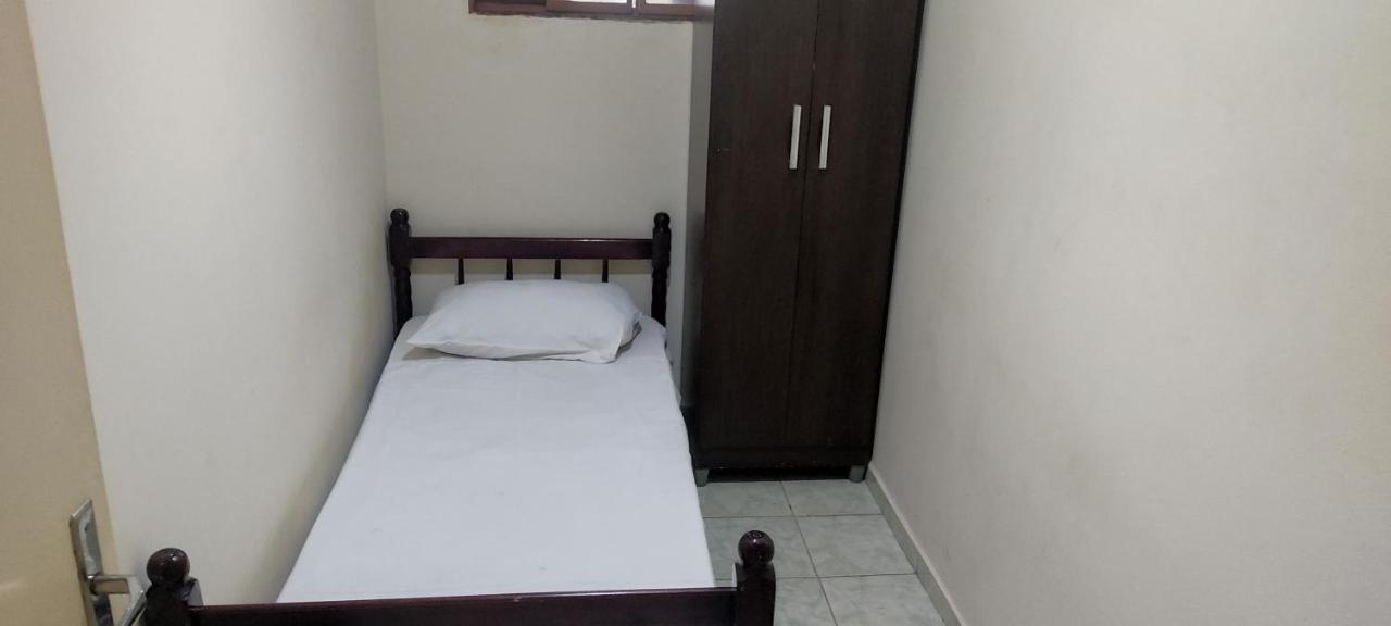 לונדרינה Hotel Gringos מראה חיצוני תמונה
