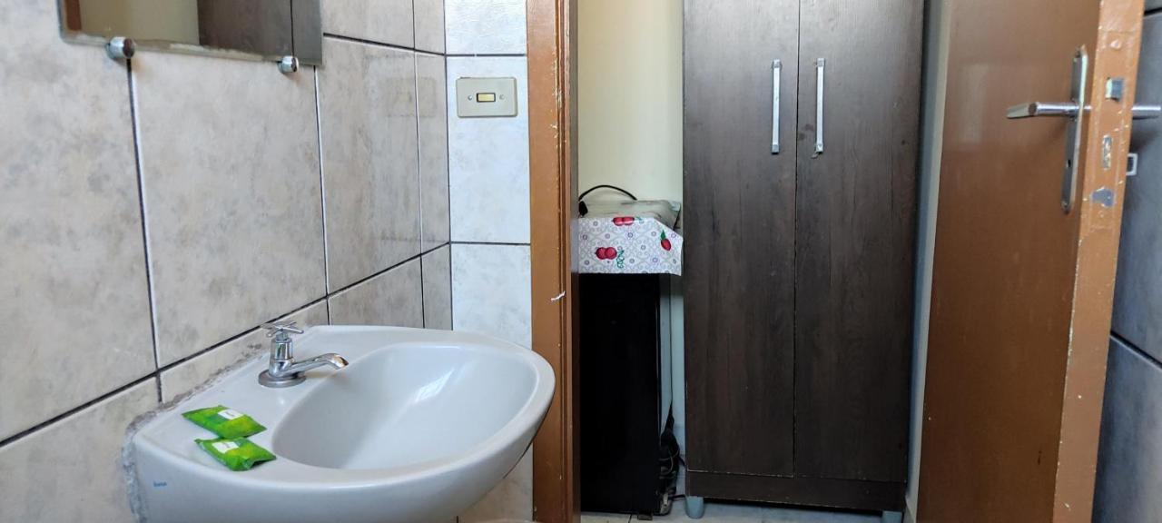 לונדרינה Hotel Gringos מראה חיצוני תמונה
