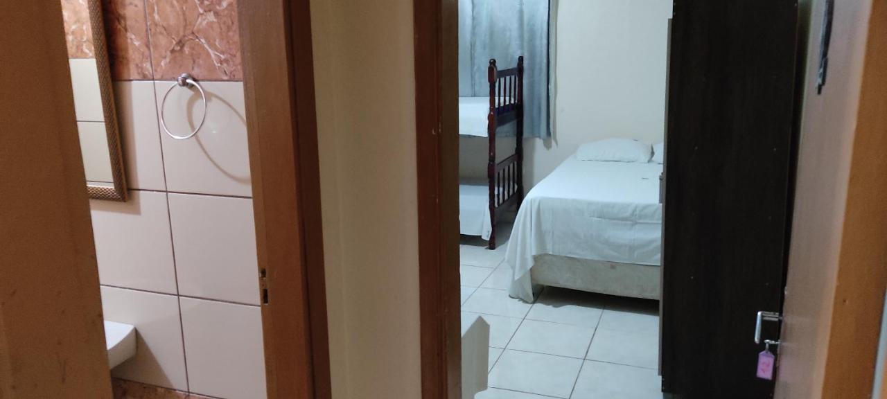 לונדרינה Hotel Gringos מראה חיצוני תמונה