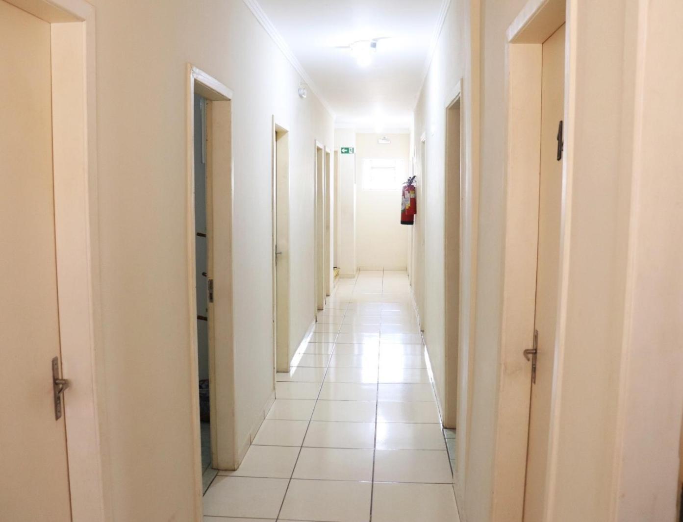 לונדרינה Hotel Gringos מראה חיצוני תמונה