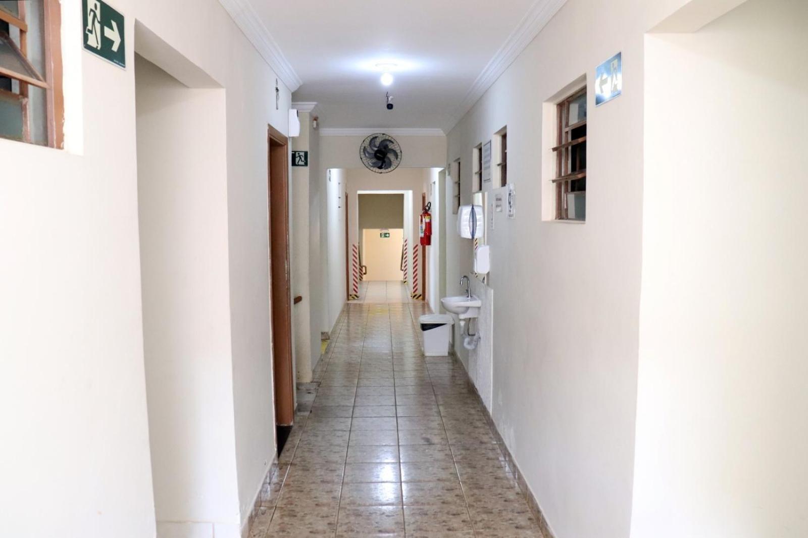 לונדרינה Hotel Gringos מראה חיצוני תמונה